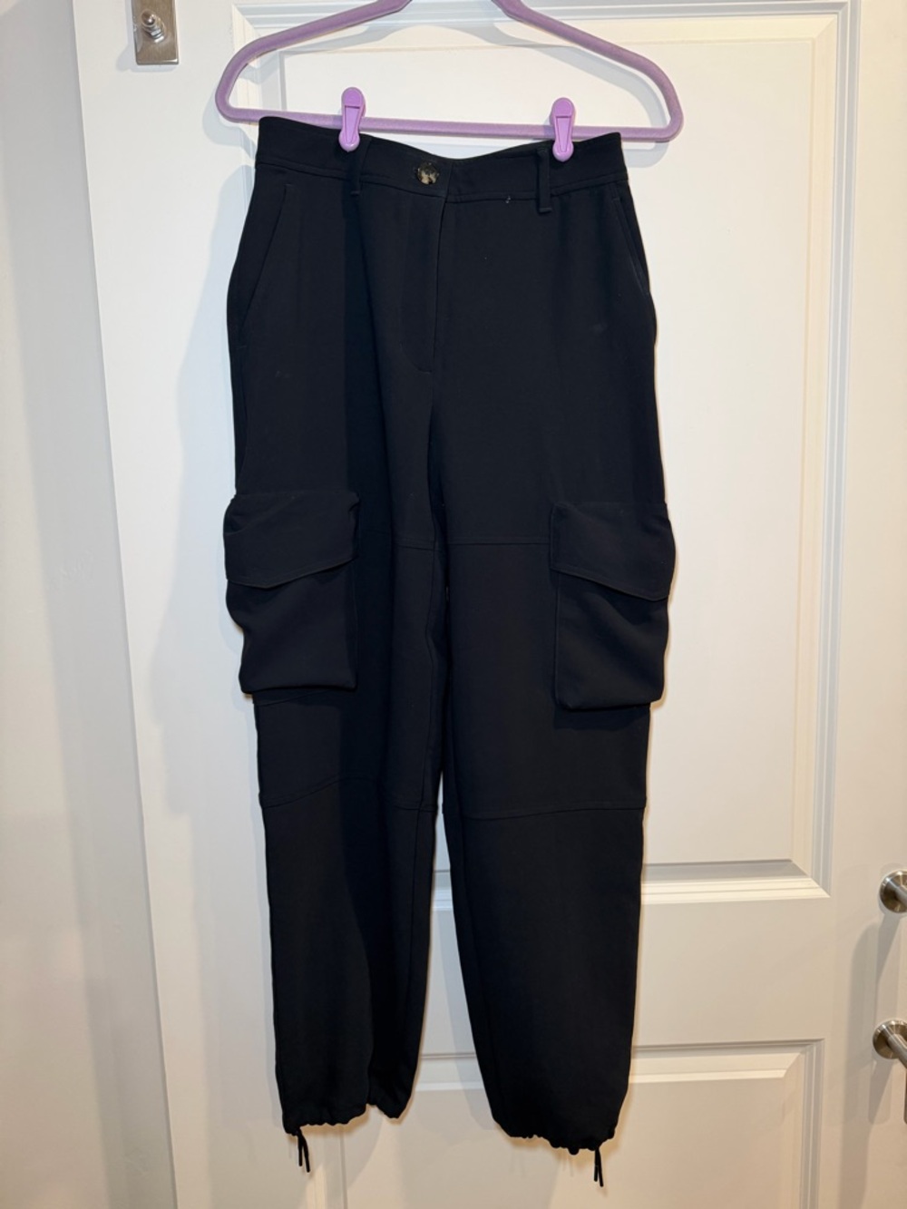 Aritzia Wilfred Black cargo pants